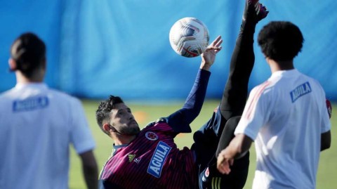 激战巴西利亚 哥伦比亚国家队美洲杯半决赛前夕最后一练