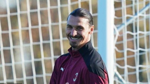 红黑军团严阵以待：米兰内洛的专注与力量，写在决战那不勒斯之前