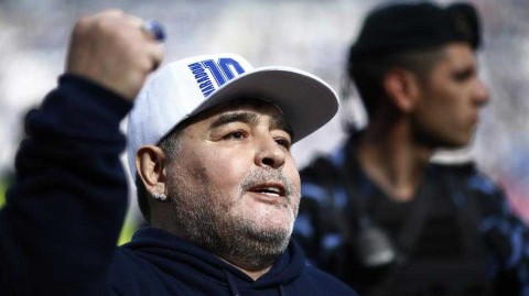 球王归乡：迭戈带着满身风骨，重塑拉普拉塔的荣耀之魂