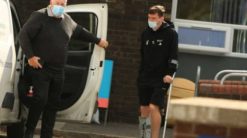 红军左翼折翼安菲尔德 罗伯逊重伤牵动万人心