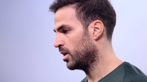 法布雷加斯减薪善举：疫情下足坛的一抹暖色