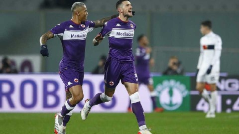 紫百合绽放弗兰基球场 六球狂扫热那亚