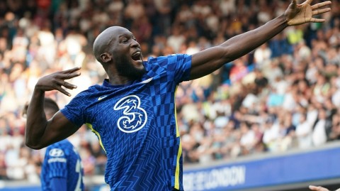 英超-卢卡库蓝桥首秀惊艳梅开二度 切尔西3-0完胜维拉