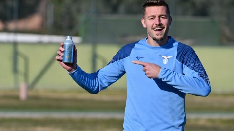 蓝鹰展翅备战欧战罗马城迎来关键对决