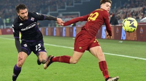 罗马主场力克紫百合，迪巴拉双响锁定胜局