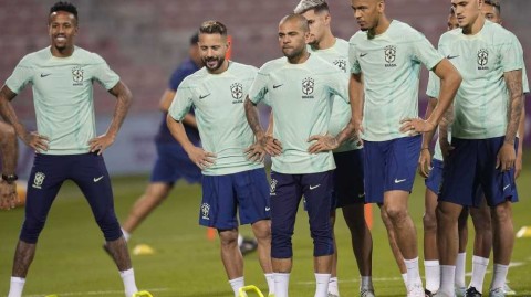 桑巴军团战前磨剑 卡塔尔训练场挥洒激情