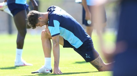 蓝月亮的欧冠前夜 曼城将士在葡萄牙的最后一练