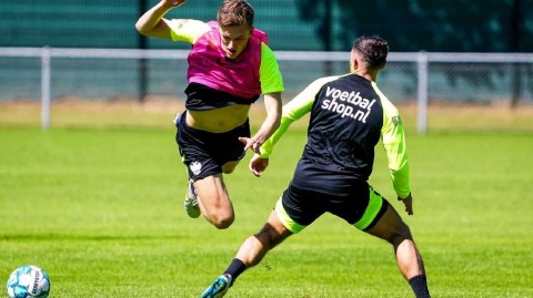 橙衣军团集结阿尔默勒维特斯开启全新征程