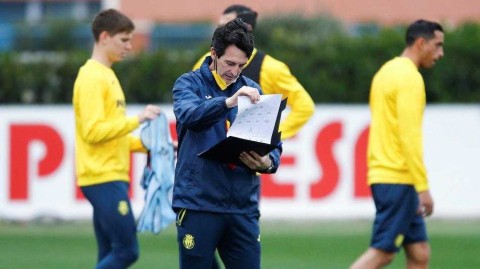 潜水艇全力冲刺 比利亚雷亚尔欧联杯赛前最后一练