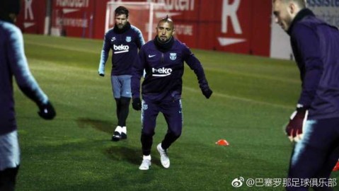 巴萨新年首训的“圈踢”主角，竟是他！