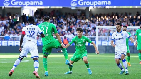 欧塞尔圣埃蒂安升降级鏖战 蓝白军团十年坚守终迎曙光