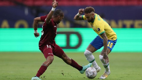 美洲杯揭幕战：内马尔传射建功，桑巴军团三球轻取委内瑞拉