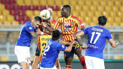 紫百合客场绽放：回顾莱切1-3佛罗伦萨之役