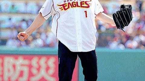 第98届春季甲子园决赛复盘：大阪桐荫七局狂暴轰下4分，川本150球完投时隔4年重返王座