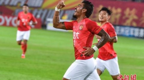 亚冠精英联赛18决赛次回合：上海申花0-4川崎前锋，总比分1-4惨遭逆转——中超军团集体止步16强，亚冠技术分反超加速名额缩减