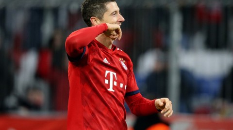 罗本里贝里双翼齐飞，拜仁慕尼黑主场五球大胜本菲卡