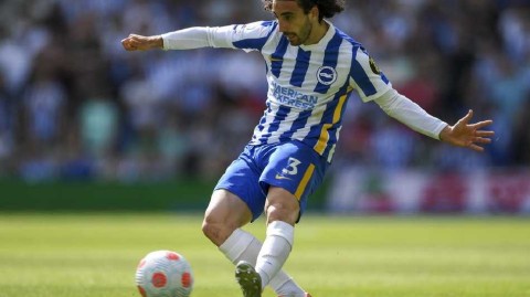 布莱顿官方声明否认达成协议转会谜团牵动足坛目光