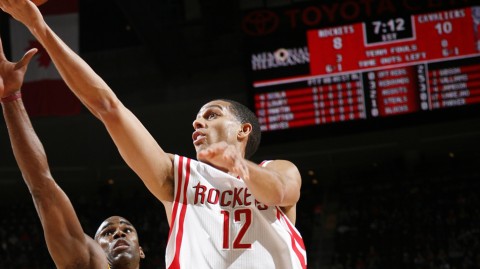 2026赛季季后赛白热化：火箭铁血防守与马刺新王登基