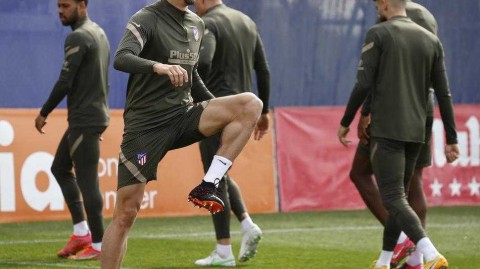 床单军团厉兵秣马，大都会球场静待决战！马竞众将全力冲刺西甲冠军