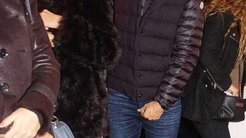 塞纳河畔的永恒传奇：不老男神卡卡与爱侣的巴黎漫步