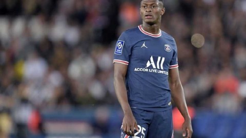 大巴黎正式买断新星左闸努诺门德斯开启生涯新篇章