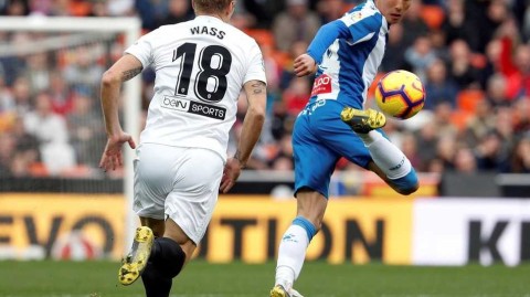 武磊客场首秀险破门 西班牙人顽强逼平瓦伦西亚