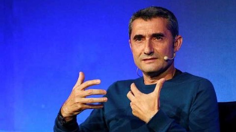 巴萨教父永驻红蓝之魂：巴尔韦德、普约尔与巴托梅乌深情缅怀克鲁伊夫