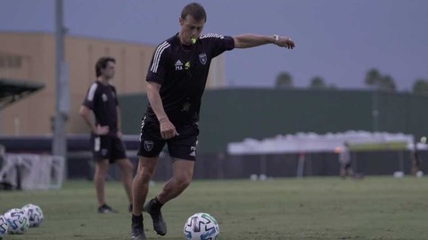 奥兰多烈日下的誓言：圣何塞地震队重启备战全纪录