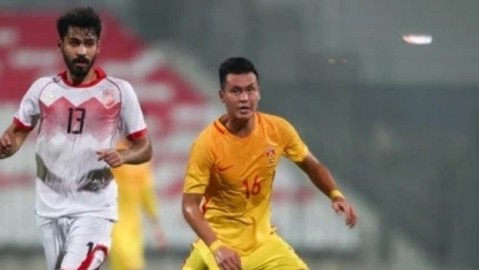 以下是根据你提供的框架及搜索资料撰写的国足客战巴林复盘文章，时效为最新一场18强赛。