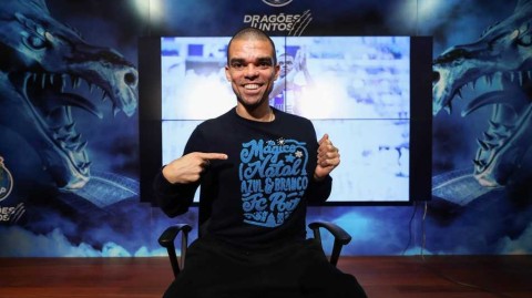 巨龙球场的忠魂：佩佩用整个职业生涯为波尔图誓言作注