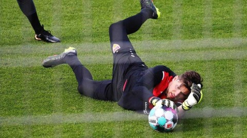 春寒料峭中的备战 斯图加特将士冲刺德甲关键战役