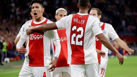 欧冠阿贾克斯完胜贝西克塔斯 锋线杀神阿莱连场破门创神迹