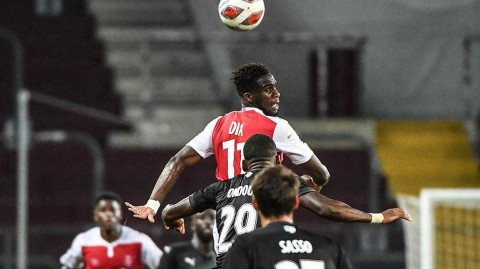 欧联杯资格赛冷夜：兰斯客场闪电破门，塞尔维特主场饮恨而归