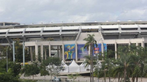 疫情下的足球圣殿：马拉卡纳等球场悲壮转身，化作生命方舟