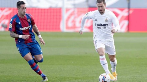 十人皇马主场惨遭逆转，莱万特补时绝杀爆冷掀翻银河战舰