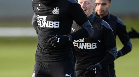 喜鹊振翅待征南海岸 圣詹姆斯公园静待风云——纽卡斯尔联第8轮前瞻