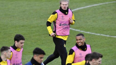 威斯特法伦的曙光：多特蒙德欧冠生死战前的最后一练