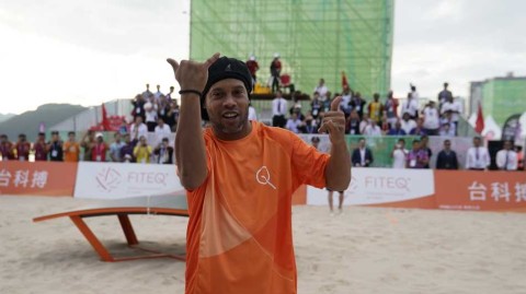 桑巴精灵舞动三亚湾 小罗倾情助力台科搏迎亚沙会倒计时