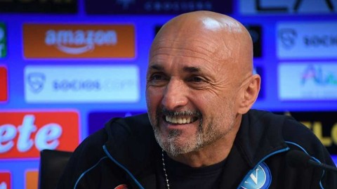 斯帕莱蒂督战蓝衣军团 意甲激战前夕那不勒斯主帅运筹帷幄