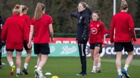 威尔士红色军团剑指强敌，新纪元在春日训练中悄然开启