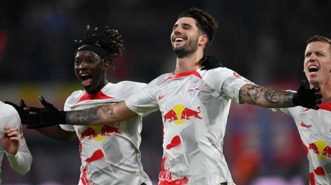 索博斯洛伊梅开二度领衔 莱比锡红牛主场力克斯图加特紧追拜仁