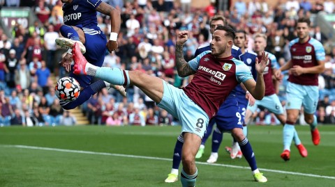 英超激战：伯恩利主场憾平利兹联，班福德绝平救主