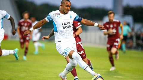 夏日热身赛中的华丽乐章：马赛三球完胜塞尔维特，帕耶领衔众将点燃韦洛德罗姆