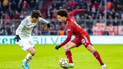 萨内闪耀欧冠赛场独造十球成就非凡赛季