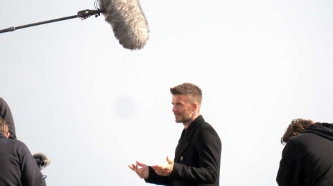 海岸线上的传承：贝克汉姆与布鲁克林拍摄男士护肤广告的温情瞬间