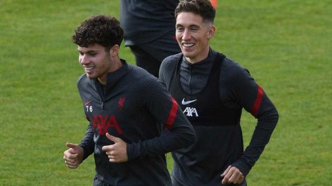 备战枪手！利物浦新训练场厉兵秣马，英联杯再掀青春风暴