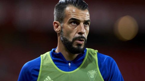 加的斯官方宣布与三十五岁老将内格雷多续约一年