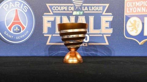 法兰西之夏的绝唱：巴黎圣日耳曼加冕末代法联杯冠军