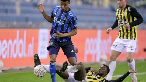 维特斯激战阿贾克斯，荷兰冠军以胜利完美收官