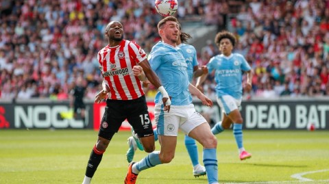 英超收官之战：小蜜蜂刺穿蓝月 主场扬威铸就传奇